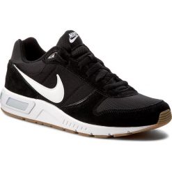 Buty NIKE - Nightgazer 644402 006 Black/White. Czarne półbuty na co dzień męskie Nike, z materiału, eleganckie, bez zapięcia. Za 309.00 zł.
