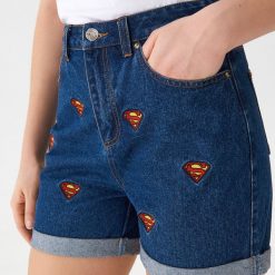 Jeansowe szorty Superman - Granatowy. Szorty damskie House. Za 89.99 zł.