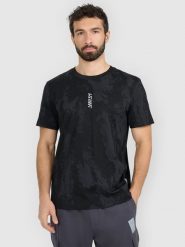 4F T-shirt regular z nadrukiem męski - czarny XL. Czarne t-shirty męskie 4f, m, bez wzorów, bez kołnierzyka. Za 79.99 zł.