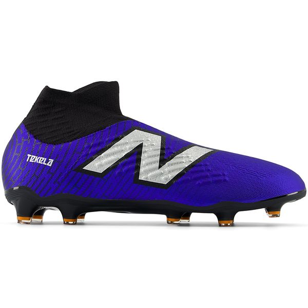 Korki męskie New Balance TEKELA MAGIA FG V4+ ST2FZ45 – niebieskie. Niebieskie buty sportowe męskie New Balance, z materiału, przed kolano, bez zapięcia, do piłki nożnej. Za 349.99 zł.