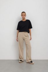 SPODNIE SILVIA CUPRO BEŻOWE L - Flawless. Brązowe spodnie materiałowe damskie Flawless, l, bez wzorów, z jedwabiu. Za 273.00 zł.