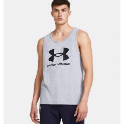 Koszulka męska szybkoschnąca bez rękawów Under Armour 1382883. Szare koszulki sportowe męskie Under Armour, m, bez wzorów, bez kołnierzyka, bez ramiączek. Za 89.99 zł.