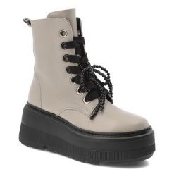 Beżowe Botki Karino Skórzane Obuwie Damskie Na Platformie. Brązowe kozaki damskie Karino, ze skóry, bez obcasa, na platformie. Za 586.99 zł.