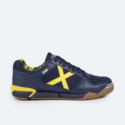 Buty piłkarskie MUNICH One IF. Niebieskie buty sportowe męskie munich, bez zapięcia, do piłki nożnej. Za 279.99 zł.