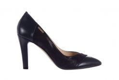 Czółenka Bayla-097 SZC6972-587 Granat, Skóra naturalna - 36. Niebieskie czółenka damskie Bayla, bez wzorów, z materiału, eleganckie, bez obcasa, bez zapięcia. W wyprzedaży za 89.10 zł.