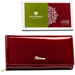 Portfel damski Peterson PTN BC-42106 czerwony. Czerwone portfele damskie Peterson, bez wzorów, ze skóry. Za 109.99 zł.