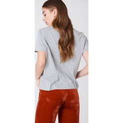 NA-KD T-shirt Grapefruit - Grey. T-shirty damskie marki NA-KD. W wyprzedaży za 21.88 zł.
