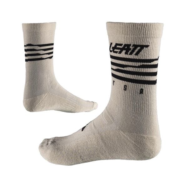 Skarpety rowerowe LEATT Socks MTB. Brązowe skarpety męskie LEATT, bez wzorów. Za 139.00 zł.