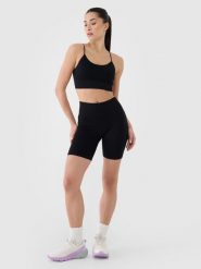 4F Legginsy kolarki bezszwowe treningowe damskie - czarne M/L. Czarne legginsy damskie 4f, l, bez wzorów, z dzianiny, z podwyższonym stanem, krótkie, na fitness i siłownię. W wyprzedaży za 59.99 zł.