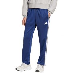Spodnie męskie adidas 3-Stripes Tricot Regular Fit Open Hem. Niebieskie buty sportowe męskie Adidas, m, bez wzorów, z poliesteru, retro. Za 157.99 zł.