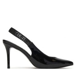 Szpilki Versace Jeans Couture. Czarne szpilki damskie Versace Jeans Couture, bez wzorów, z jeansu, bez obcasa, bez zapięcia. Za 969.99 zł.