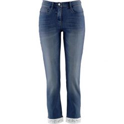 Dżinsy ze stretchem 7/8 Premium z haftem bonprix niebieski "stone”. Niebieskie jeansy damskie bonprix. Za 89.99 zł.