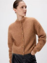 Kardigan z moherem - brązowy. Brązowe kardigany damskie Reserved, l, bez wzorów, z dzianiny. Za 299.99 zł.