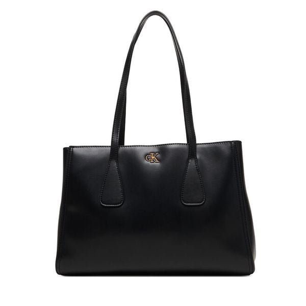 Torebka Calvin Klein. Czarne torebki do ręki damskie Calvin Klein, bez wzorów, klasyczne, bez dodatków. Za 649.99 zł.