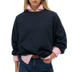 Bluza damska Superdry Essential Logo Gd. Czarne bluzy damskie Superdry., bez wzorów, bez kaptura. Za 288.40 zł.