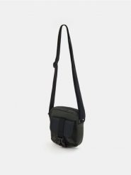 Saszetka - khaki. Brązowe saszetki męskie Sinsay, sportowe, małe. W wyprzedaży za 11.99 zł.
