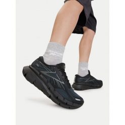 Buty do biegania Reebok. Czarne buty sportowe męskie Reebok, bez zapięcia, do biegania. Za 569.99 zł.