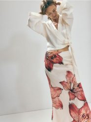 Spódnica z wiskozy i lnu - wielobarwny. Spódnice damskie Reserved, l, bez wzorów, z bawełny, proste. W wyprzedaży za 69.99 zł.