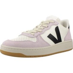 Buty VEJA VI0221443A Fioletowy. Fioletowe obuwie sportowe damskie Veja, bez wzorów, z tkaniny, trekkingowe. Za 591.99 zł.