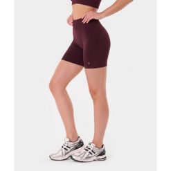 Szorty bezszwowe push-up Carpatree Élite fioletowe. Fioletowe szorty sportowe damskie Carpatree, l, bez wzorów, z dzianiny, sportowe, z podwyższonym stanem, na fitness i siłownię. Za 159.99 zł.