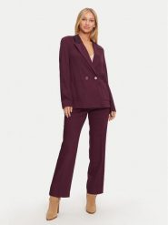 Guess Marynarka Viviane W4BN58 WGIH2 Bordowy Regular Fit. Czerwone żakiety damskie Guess, m, z aplikacjami, z syntetyku. Za 449.99 zł.
