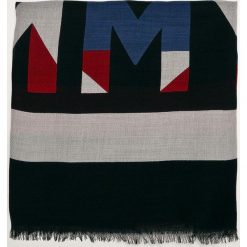 Tommy Hilfiger - Chusta. Czarne szaliki i chusty damskie marki Tommy Hilfiger, z bawełny. Za 279.90 zł.