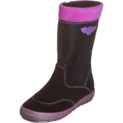Skórzane kozaki w kolorze czarnym. Buty zimowe dziewczęce Zimowe obuwie dla dzieci. W wyprzedaży za 149.95 zł.