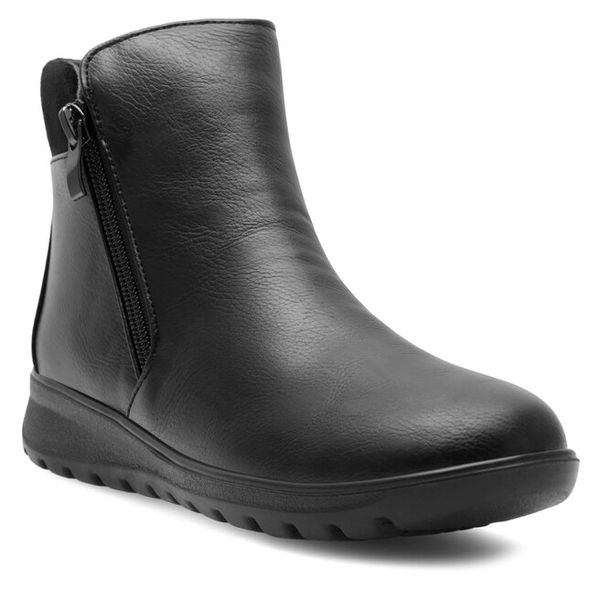 Botki Go Soft. Czarne botki damskie GO SOFT, bez obcasa, na płaskiej podeszwie, bez zapięcia. Za 129.99 zł.