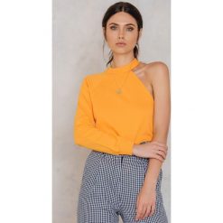NA-KD Bluza na jedno ramię - Orange. Bluzy damskie marki NA-KD. W wyprzedaży za 60.97 zł.