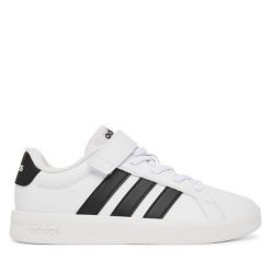 Sneakersy adidas. Białe trampki i tenisówki chłopięce Adidas, bez wzorów, bez zapięcia. Za 169.99 zł.