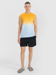 4F Spodenki casual męskie - czarne M. Czarne krótkie spodenki sportowe męskie 4f, l, bez wzorów, z materiału. Za 59.99 zł.