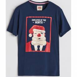 T-shirt ze świątecznym nadrukiem - Granatowy. Niebieskie t-shirty męskie Reserved, z nadrukiem. Za 39.99 zł.