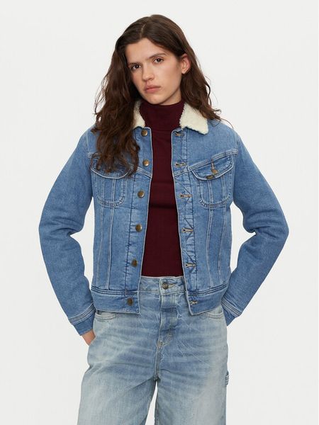 Lee Kurtka przejściowa Rider 112355437 Niebieski Regular Fit. Niebieskie kurtki damskie Lee, s, bez wzorów, z bawełny, bez kaptura. Za 339.99 zł.