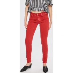 Answear - Jeansy. Czarne jeansy damskie ANSWEAR. W wyprzedaży za 79.90 zł.