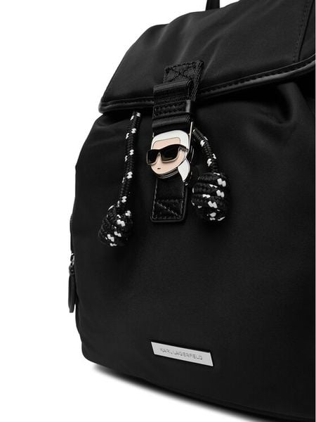 KARL LAGERFELD Torebka B1W30013 Czarny. Czarne plecaki damskie KARL LAGERFELD, bez wzorów, z materiału, bez dodatków. Za 579.99 zł.