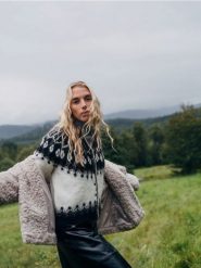 Wzorzysty kardigan - wielobarwny. Kardigany damskie Reserved, l, bez wzorów, z dzianiny. Za 159.99 zł.