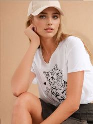 Koszulka z nadrukiem - biały. Białe t-shirty damskie Sinsay, l, bez wzorów, z bawełny, bez kołnierzyka. Za 6.99 zł.