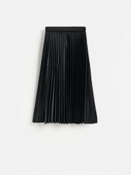 Plisowana spódnica maxi - czarny. Czarne spódnice damskie Reserved, l, bez wzorów, z dzianiny, maxi. Za 99.99 zł.