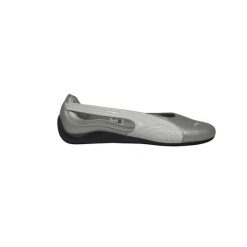Puma Baleriny Speedcat Metallic 40158101. Szare baleriny damskie Puma, bez wzorów, bez obcasa. W wyprzedaży za 262.95 zł.