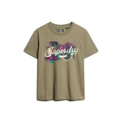 Damska koszulka na co dzień Superdry Tattoo Script. Zielone koszulki sportowe damskie Superdry., s, bez wzorów, z materiału, bez kołnierzyka, bez ramiączek. Za 156.00 zł.