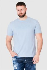 GUESS Błękitny t-shirt męski z wytłaczanym logo, Rozmiar M. Niebieskie t-shirty męskie Guess, m, z aplikacjami, bez kołnierzyka. W wyprzedaży za 114.99 zł.