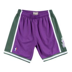 Swingman Szorty Milwaukee Bucks. Fioletowe krótkie spodenki sportowe męskie Mitchell & Ness, bez wzorów, do koszykówki. Za 397.50 zł.
