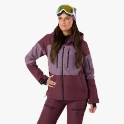 Kurtka narciarska Kobieta Swedemount Freeride Jacket wodoodporna. Czerwone kurtki snowboardowe damskie SWEDEMOUNT, bez wzorów, bez kaptura, narciarskie. W wyprzedaży za 672.00 zł.
