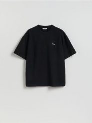 T-shirt boxy z nadrukiem - czarny. Czarne t-shirty męskie Reserved, l, bez wzorów, z bawełny, bez kołnierzyka. Za 89.99 zł.