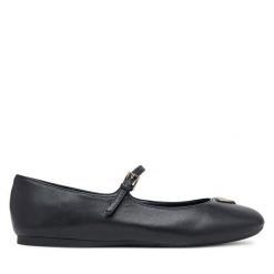 Baleriny Guess. Czarne baleriny damskie Guess, z aplikacjami, bez obcasa. Za 399.99 zł.