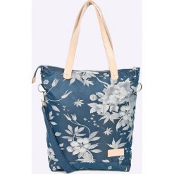Eastpak - Torebka. Szare torby na ramię damskie Eastpak. W wyprzedaży za 219.90 zł.