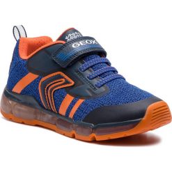 Sneakersy GEOX - J Android B. A J9244A 01454 C0659 D Navy/Orange. Niebieskie półbuty chłopięce Geox, bez wzorów, z materiału, bez zapięcia. W wyprzedaży za 189.00 zł.