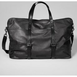 Skórzana torba w kolorze czarnym - 72 x 68 x 28 cm. Torby na ramię męskie marki Kazar. W wyprzedaży za 869.95 zł.