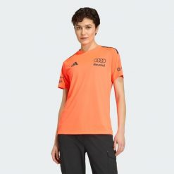 Koszulka Audi Formula One Team Set Up Women. Czerwone koszulki sportowe damskie Adidas, bez wzorów, sportowe, bez kołnierzyka. Za 439.00 zł.