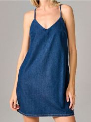 Jeansowa sukienka mini - granatowy. Niebieskie sukienki damskie Sinsay, l, bez wzorów, z jeansu, boho, bez kołnierzyka, bez ramiączek, mini. W wyprzedaży za 39.99 zł.